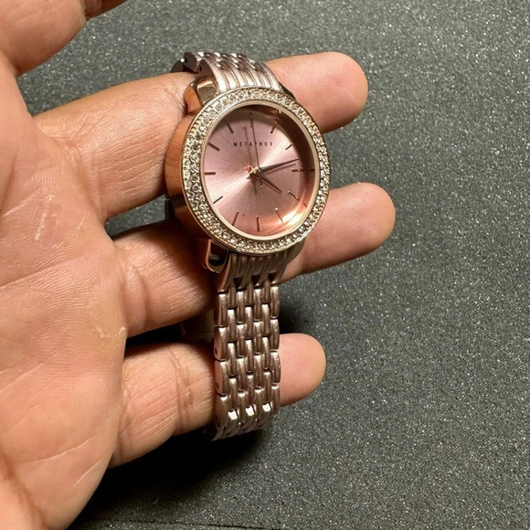 Metaphor Ladies Quarts Watch Pink Tone Jeweled MET07RG Working New Battery - Picture 4 of 9
